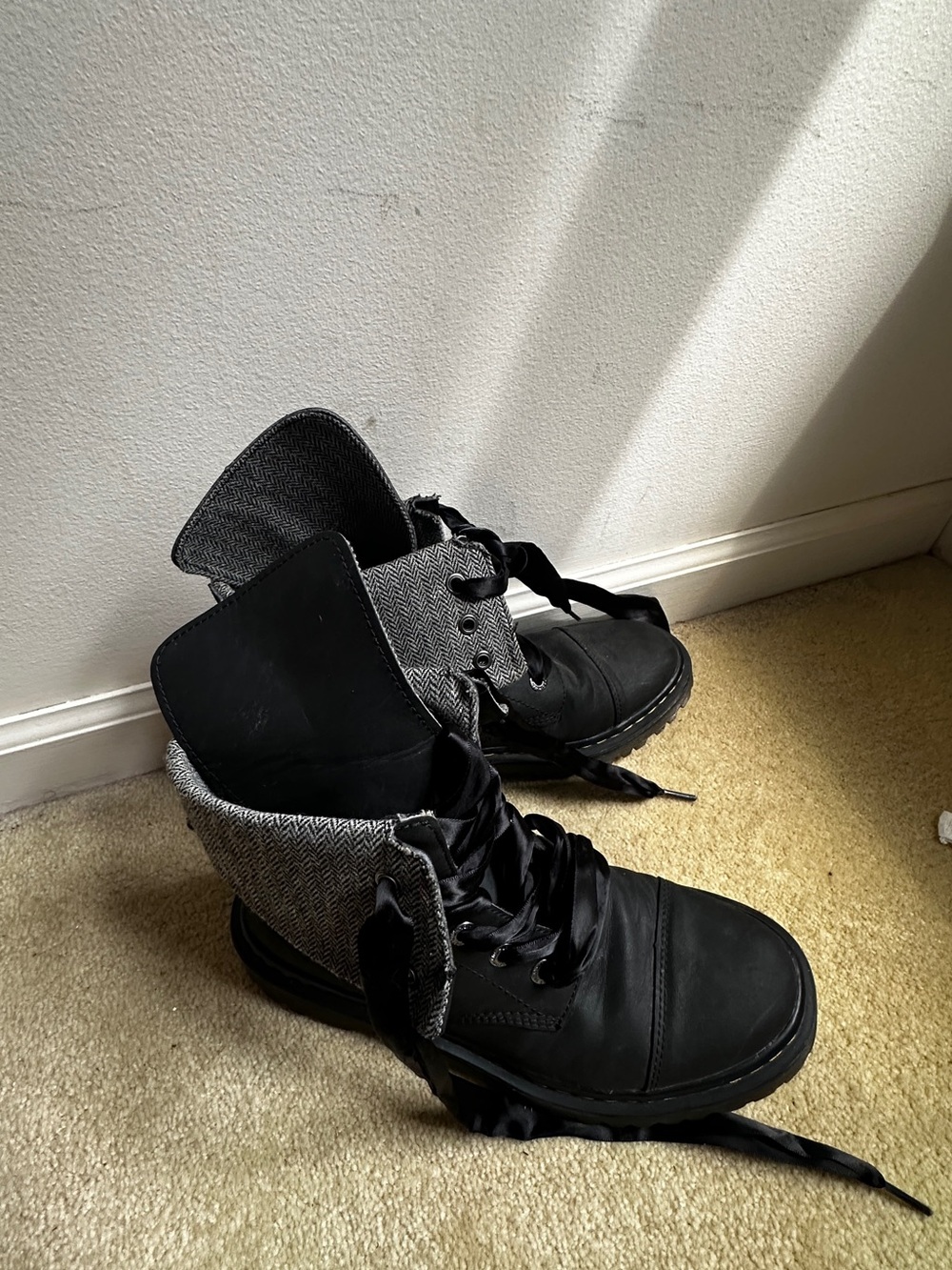 Dr. Martens Black Lace-Up Fold-Over Boots with Gray Herringbone Cuff